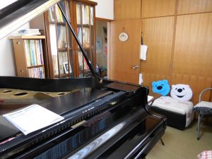 国分寺富士本の堀里美ピアノ教室レッスンルーム